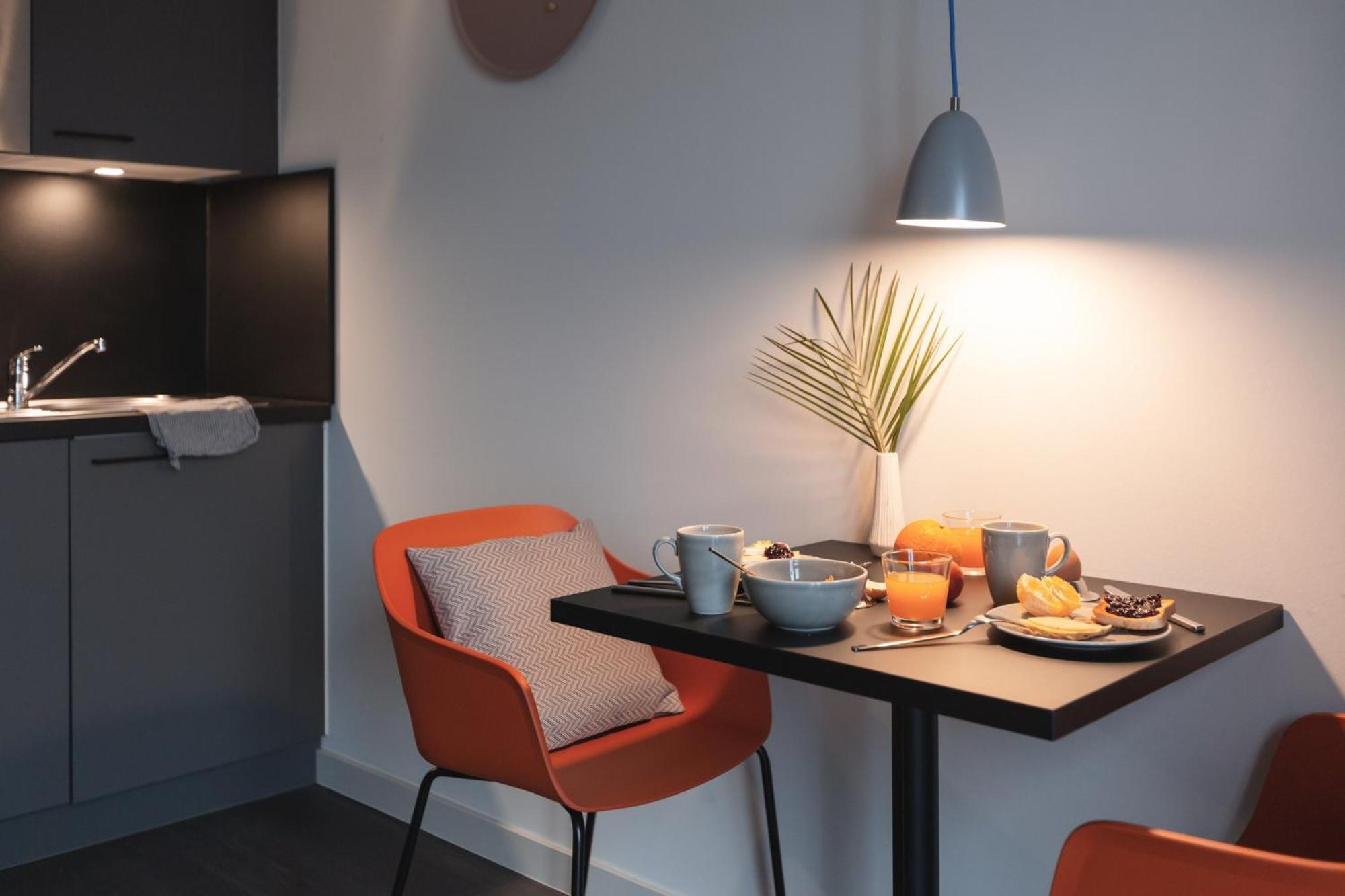 Candlewood Suites Berlin Charlottenburg By Ihg Buitenkant foto